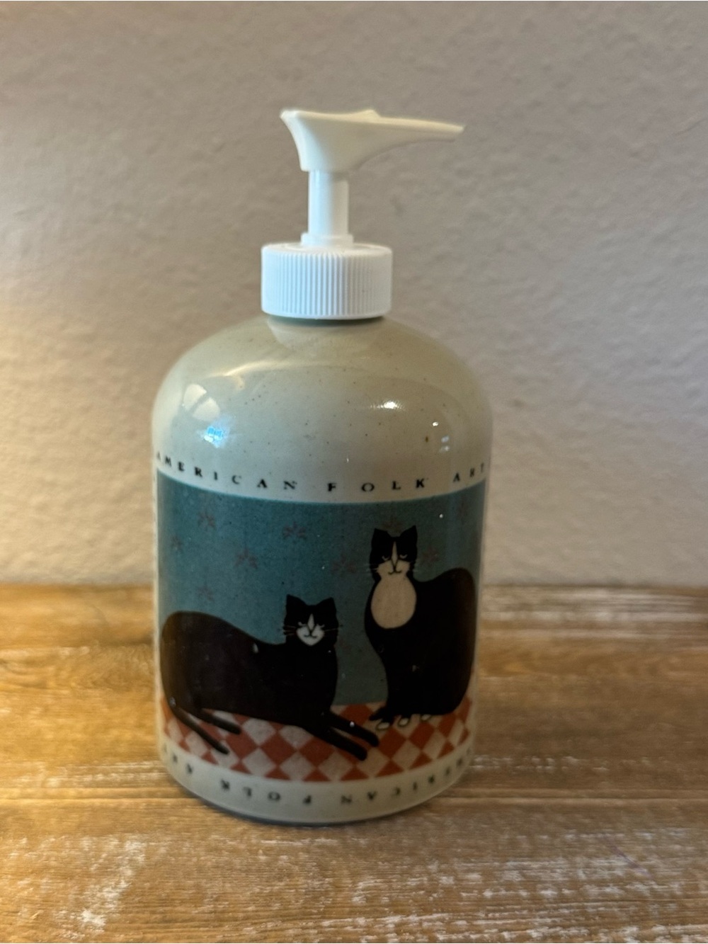 Vintage Otagiri American Folk Art Cat Ceramic Soap Dispenser Pump Refillable